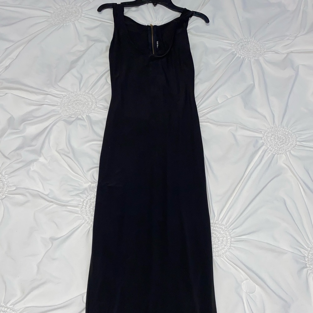 Black fitted dress